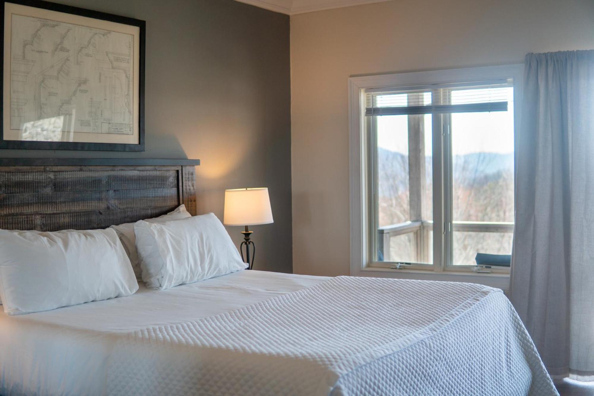 Inn At Crestwood Бун Екстериор снимка