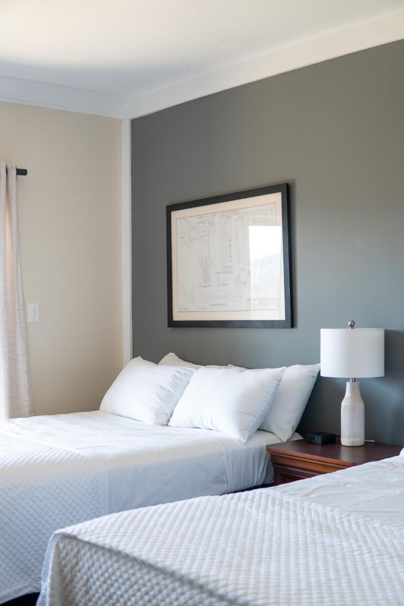 Inn At Crestwood Бун Екстериор снимка
