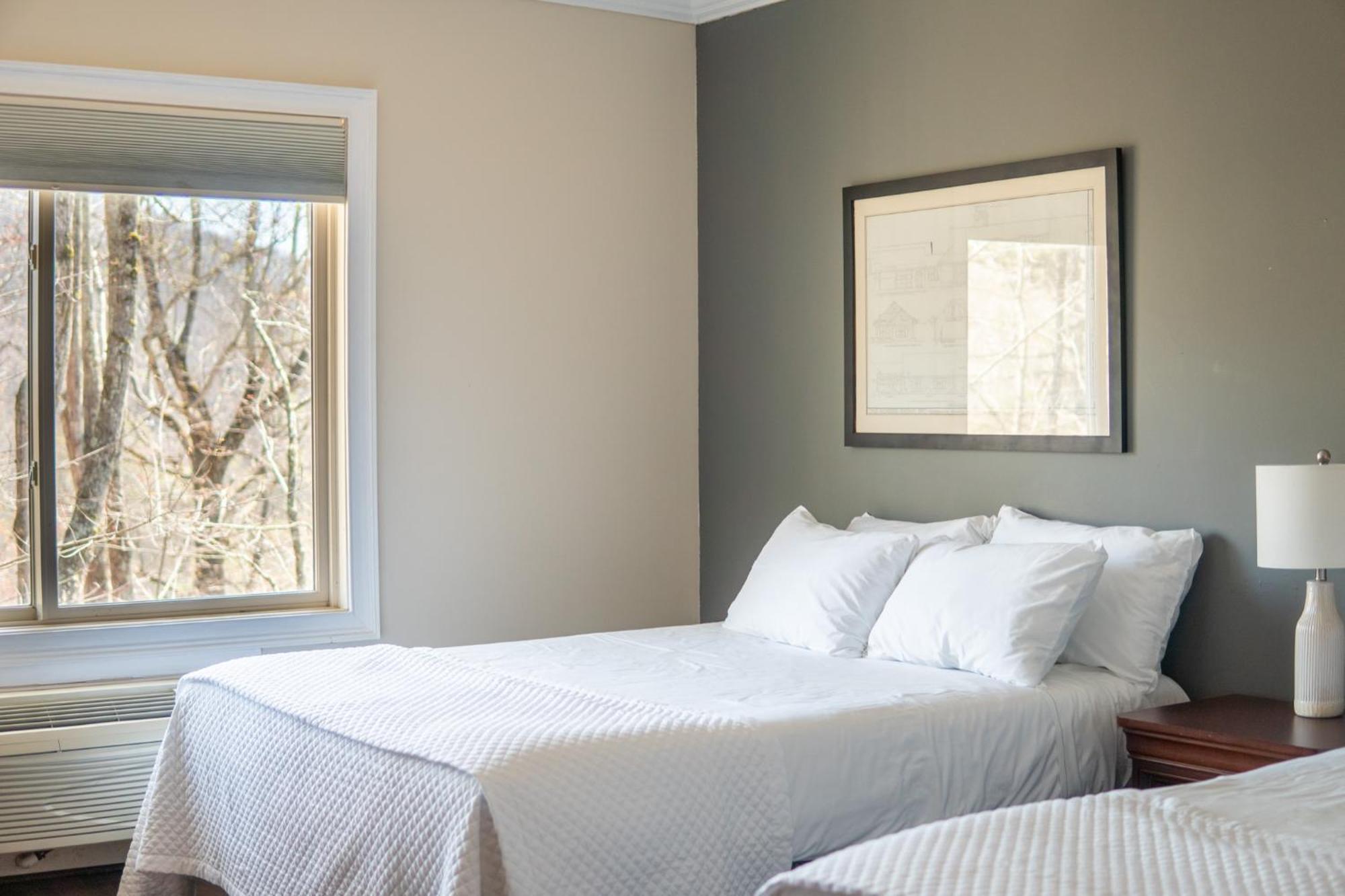 Inn At Crestwood Бун Екстериор снимка