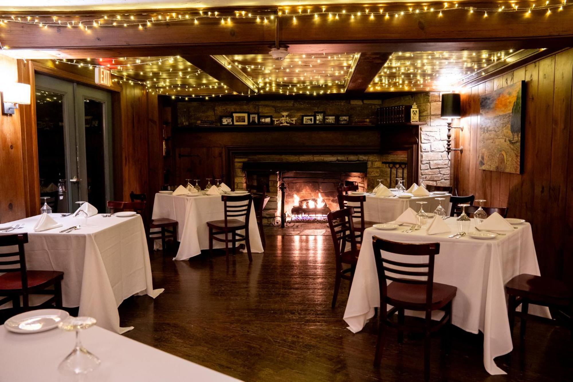 Inn At Crestwood Бун Екстериор снимка